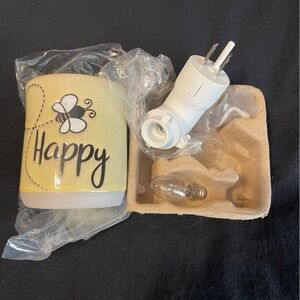 Scentsy Bee Happy Night Light/Plug In Warmer New/Open Box